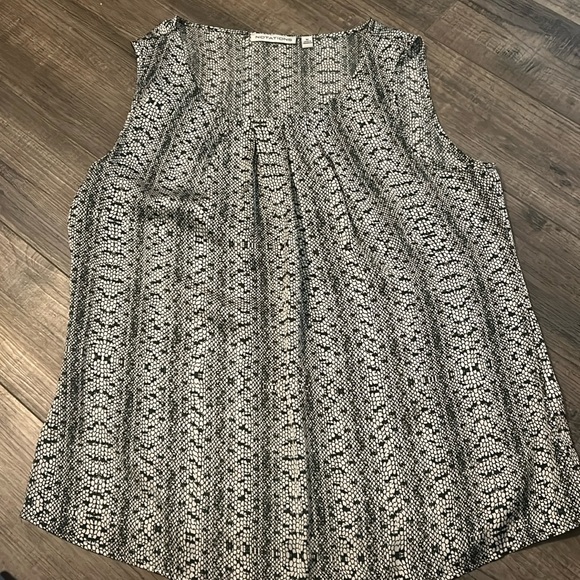 Notions medium tank - Picture 1 of 1